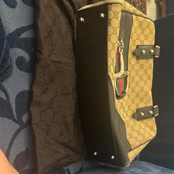 Authentic Gucci Beige and Dark Brown bag - Picture 5 of 15